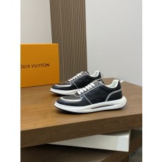 루이비통(LV) 이탈리아 수입 소재 컬러 믹스 스니커즈 신발