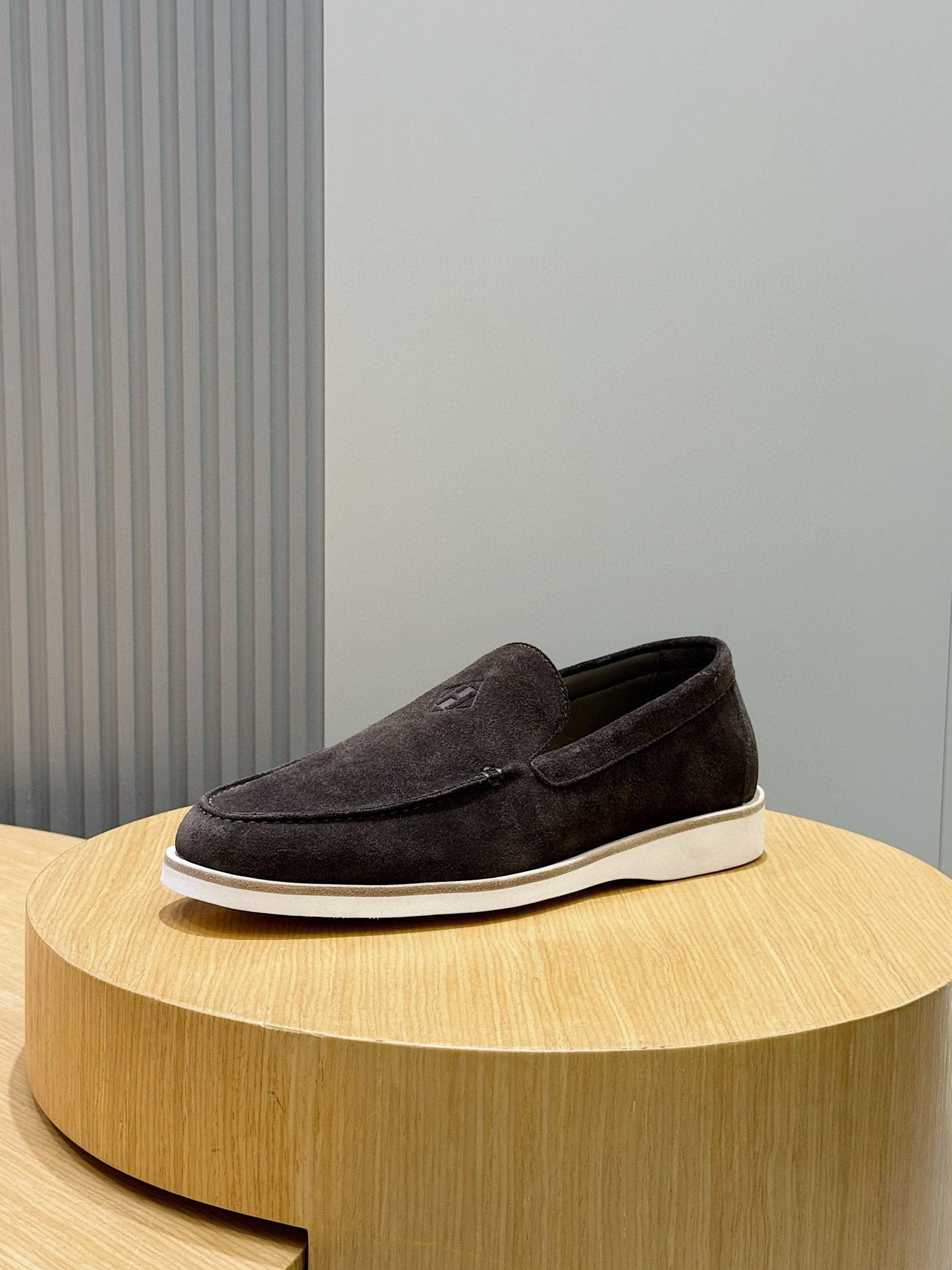 에르메스(Hermes) Job 스웨이드 로퍼 구두 신발