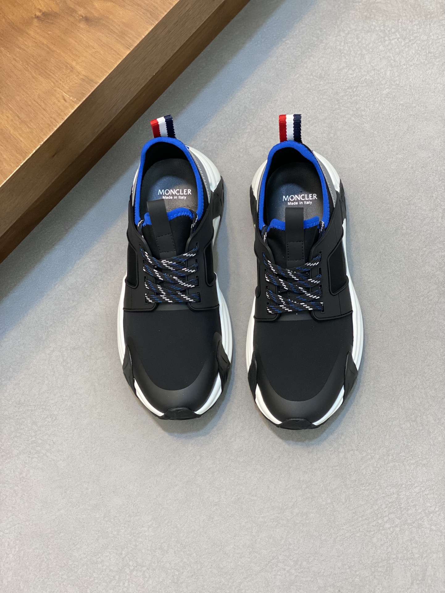 몽클레어 몽클레르(Moncler) 네오프렌 믹스 테크니컬 스니커즈 신발