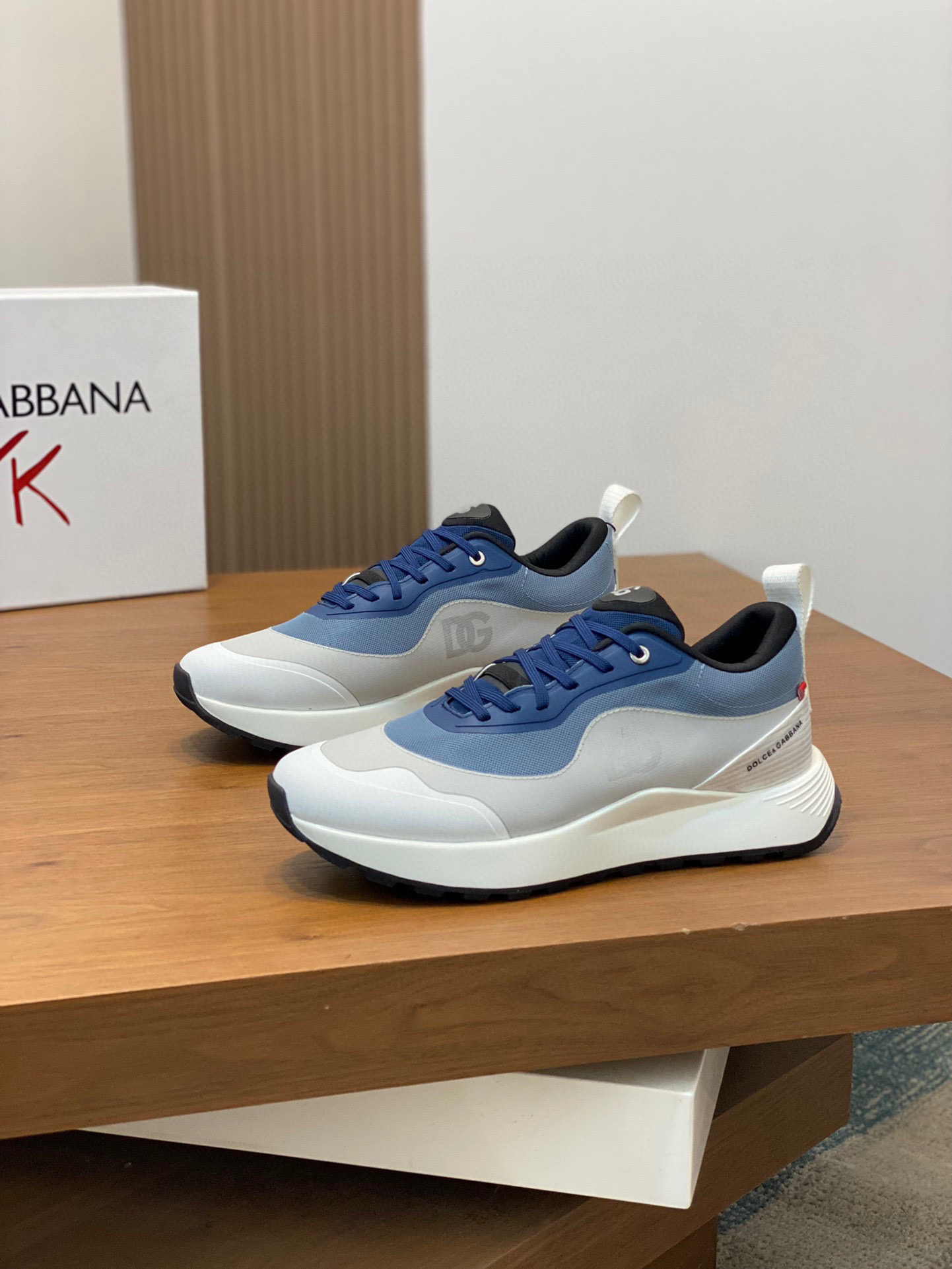 돌체앤가바나(D&G) Dolce&Gabbana 수입 소가죽 믹스 스니커즈 신발