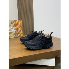 몽클레어 몽클레르(Moncler) × Salehe Trailgrip Amoeba 살레헤 벰버리 트레일그립 아메바 스니커즈 신발