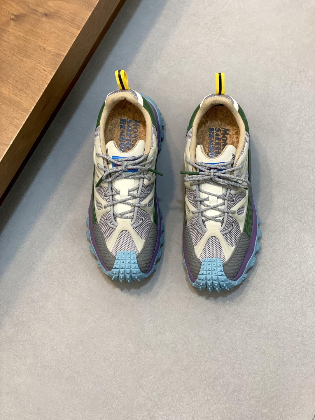 몽클레어 몽클레르(Moncler) × Salehe Trailgrip Amoeba 살레헤 벰버리 트레일그립 아메바 스니커즈 신발