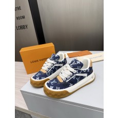 루이비통(LV) 카프스킨 스니커즈 신발