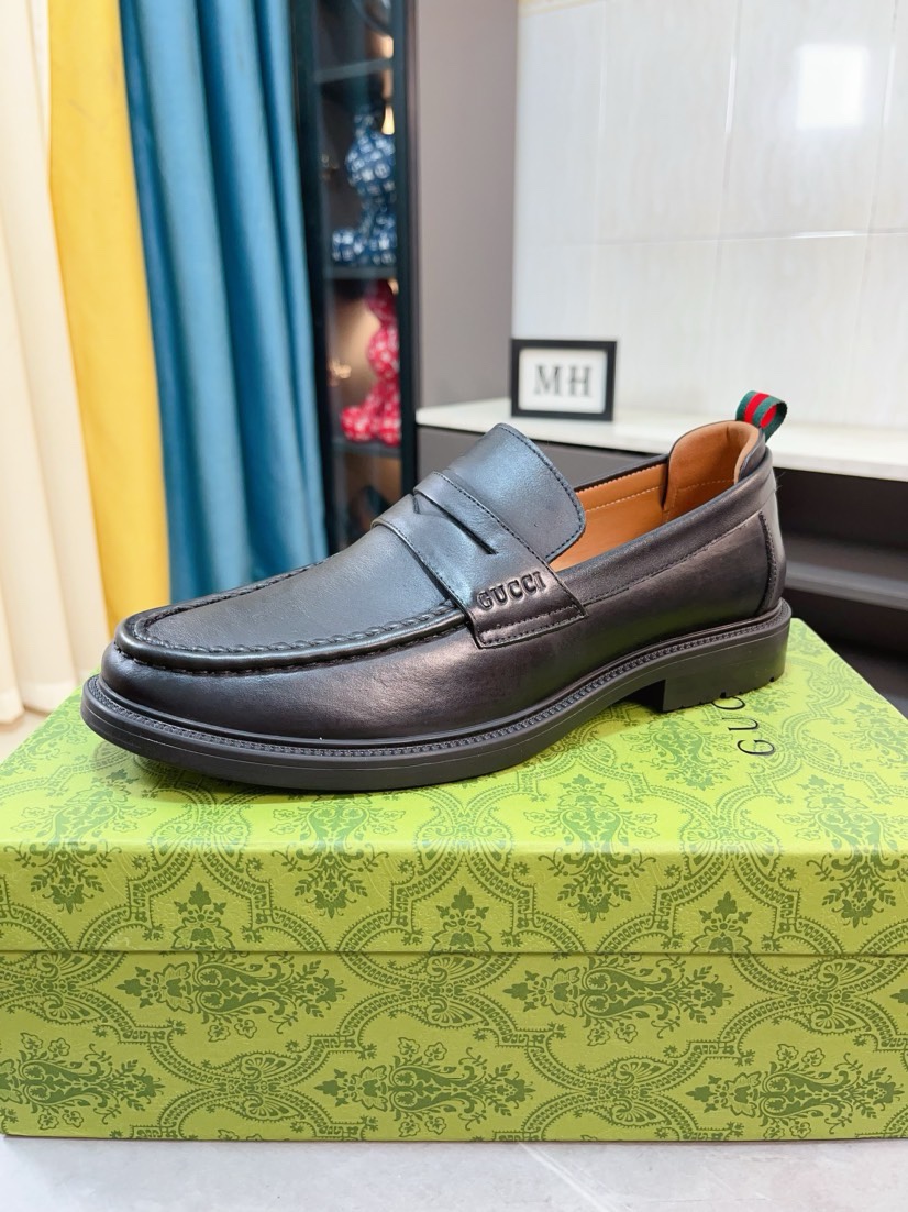 구찌(Gucci) 카프스킨 정장 구두 로퍼 신발