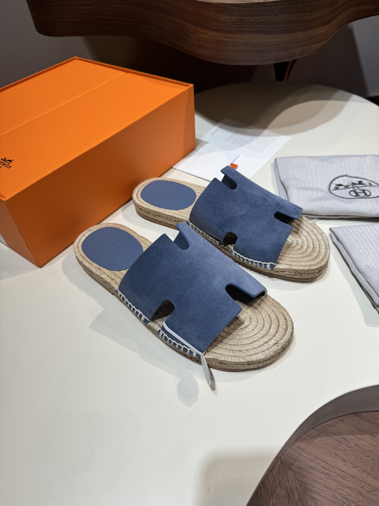 에르메스(Hermes) Antigua 안티구아 카프스킨 에스파듀 슬리퍼 샌들 신발