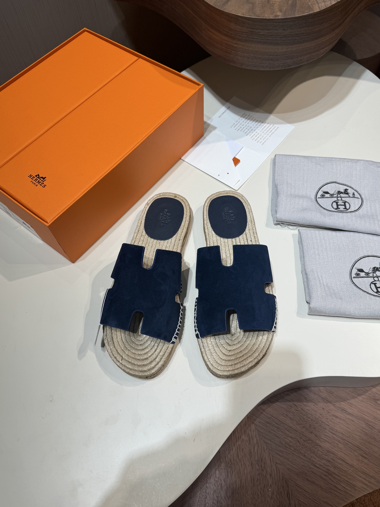 에르메스(Hermes) Antigua 안티구아 카프스킨 에스파듀 슬리퍼 샌들 신발