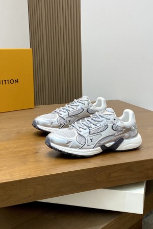 루이비통(LV) 카프스킨 커플 스니커즈 신발