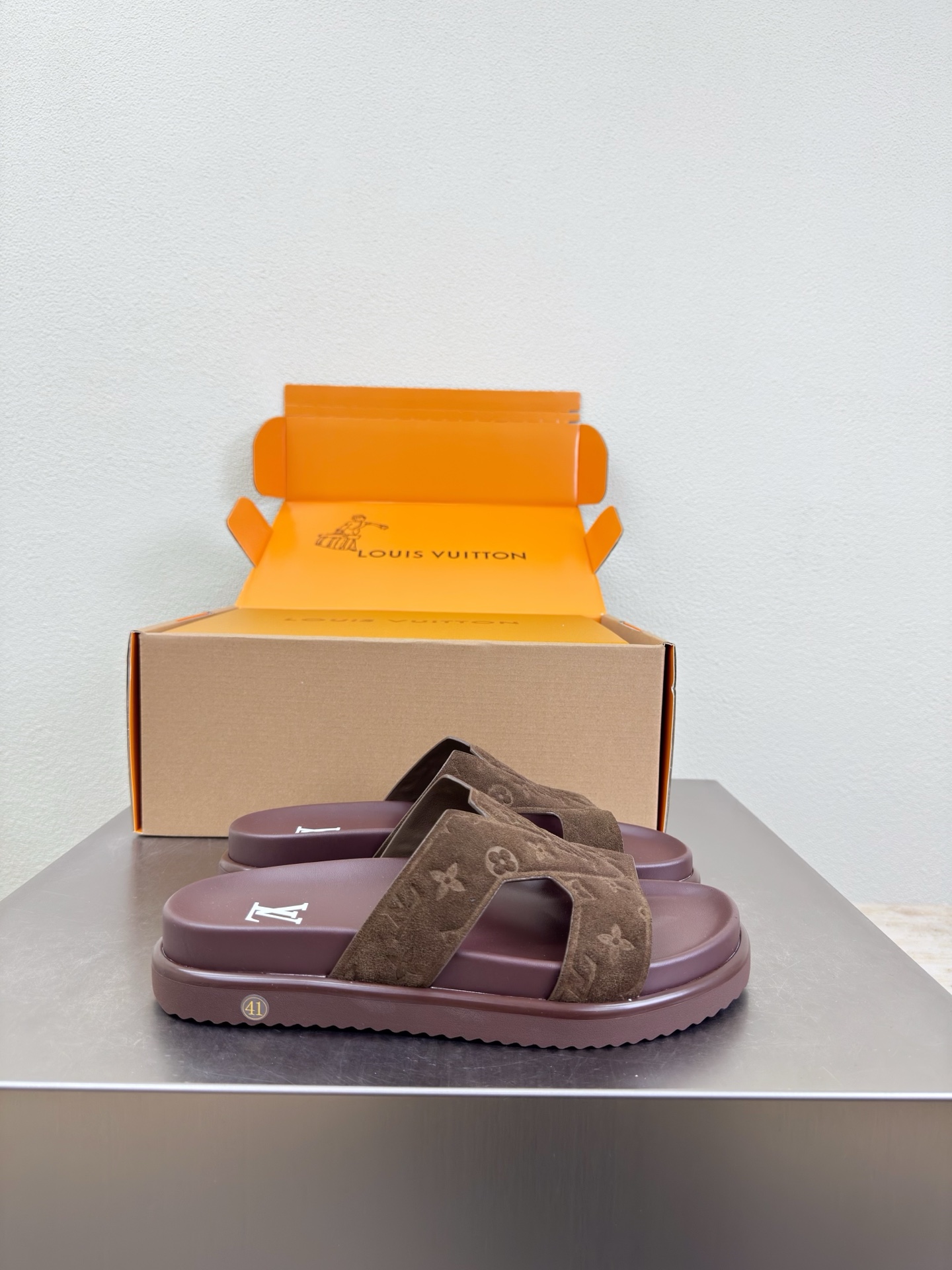 루이비통(LV) 남성 솔 슬리퍼 신발