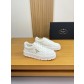 프라다(Prada) 폴리시드 카프스킨 & 실크 캔버스 스니커즈 신발