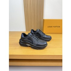 루이비통(LV) 나파 카프스킨 & 모노그램 모듈 스니커즈 신발