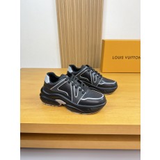 루이비통(LV) 나파 카프스킨 & 모노그램 모듈 스니커즈 신발