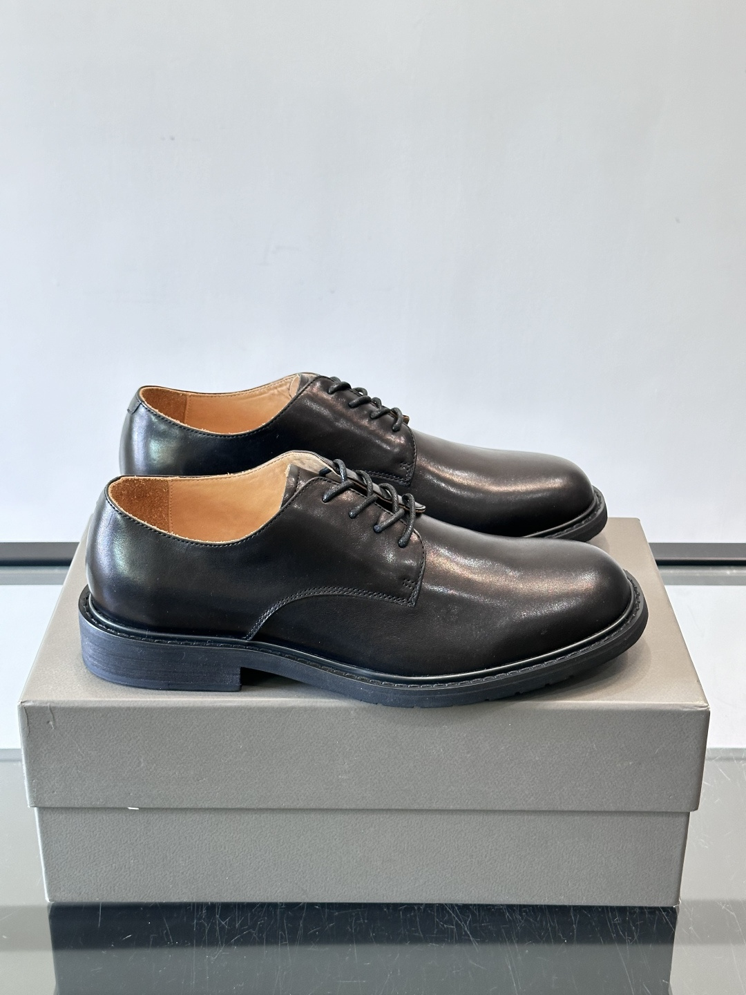 브루넬로 쿠치넬리 Brunello Cucinelli (BC) 클래식 카프스킨 캐주얼 슈즈 구두 신발