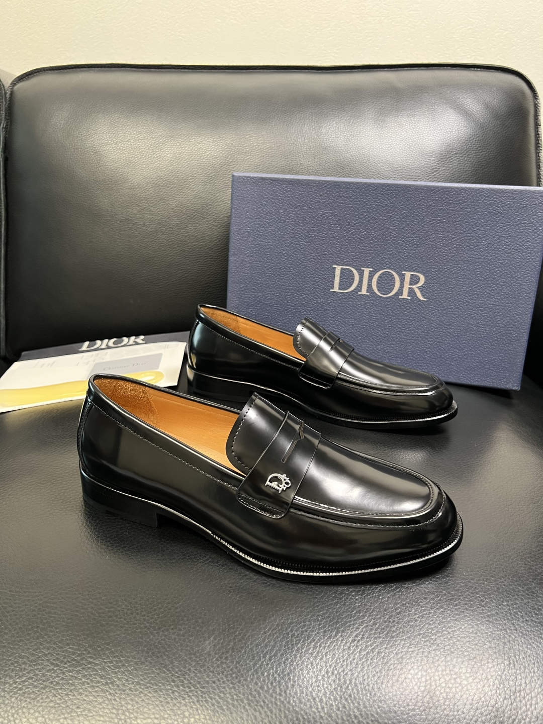 디올(Dior) 프리미엄 이탈리안 카프스킨 레더 슈즈 로퍼 구두 신발