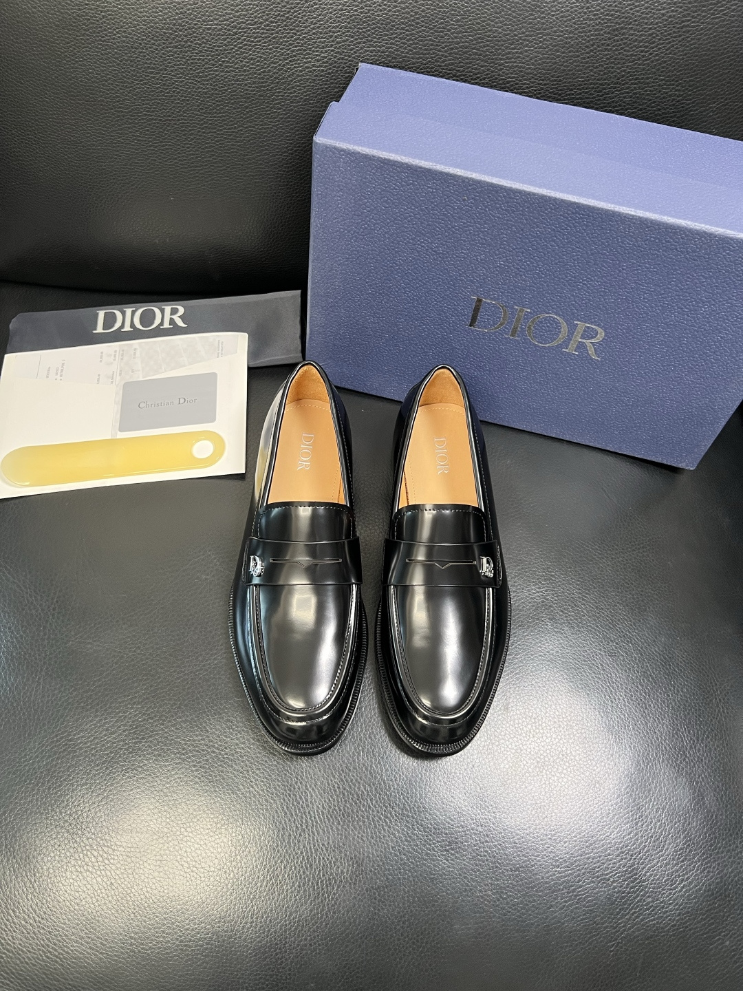 디올(Dior) 프리미엄 이탈리안 카프스킨 레더 슈즈 로퍼 구두 신발