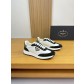 프라다(Prada) 나파 & 스웨이드 하이브리드 로고 스니커즈 신발