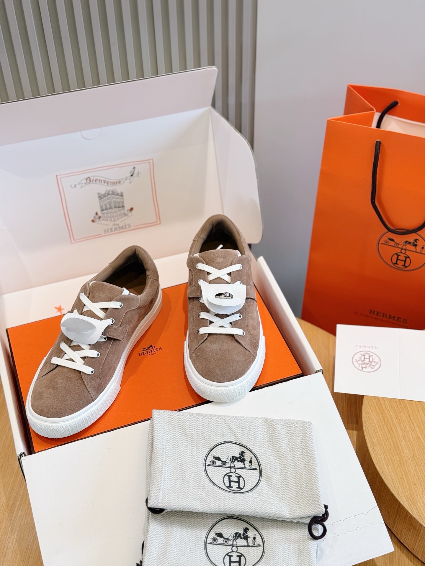 에르메스(Hermes) Freesstyle 프리스타일 스니커즈 신발