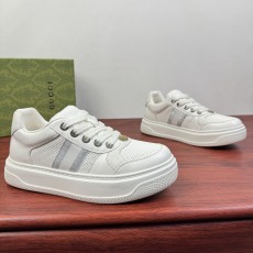 구찌(Gucci) 레트로 테크니컬 플랫폼 스니커즈 신발