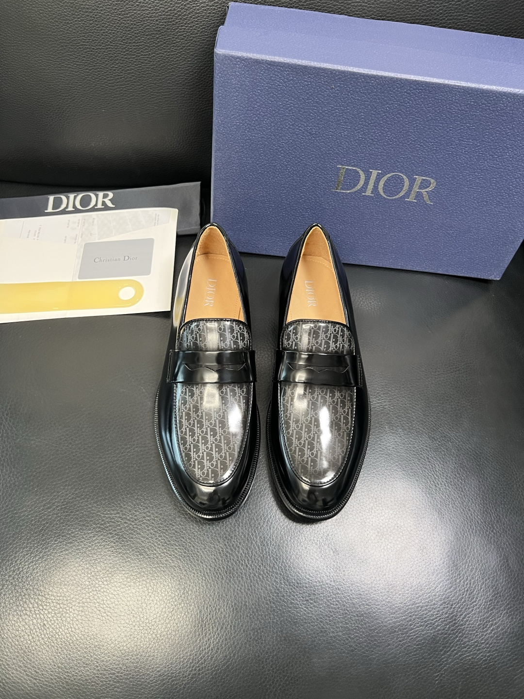 디올(Dior) 프리미엄 이탈리안 카프스킨 레더 슈즈 로퍼 구두 신발