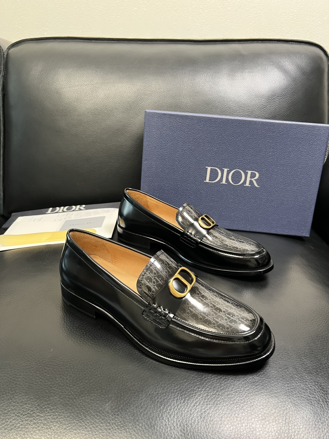 디올(Dior) 프리미엄 이탈리안 카프스킨 레더 슈즈 로퍼 구두 신발