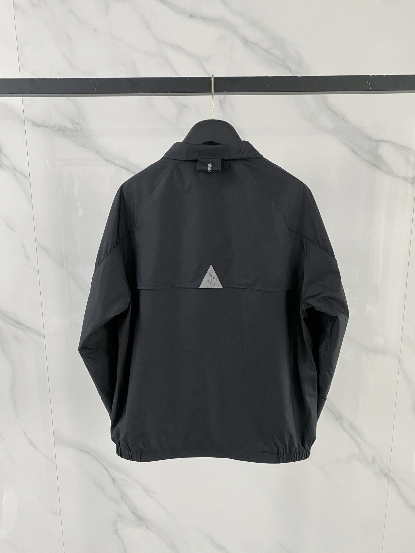 몽클레어 몽클레르(MONCLER) 로고 배색 재킷 외투 의류