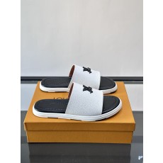 LV 루이비통 컬렉션 미니멀 플랫 슬라이드 슬리퍼 샌들 신발