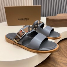 버버리(Burberry) TB 메탈 로고 크로스 레더 샌들 슬리퍼 신발