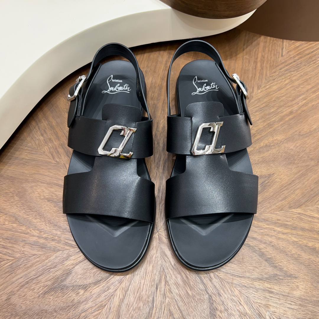 Christian Louboutin(CL) 크리스찬 루부탱 클래식 메탈 버클 샌들 슬리퍼 신발