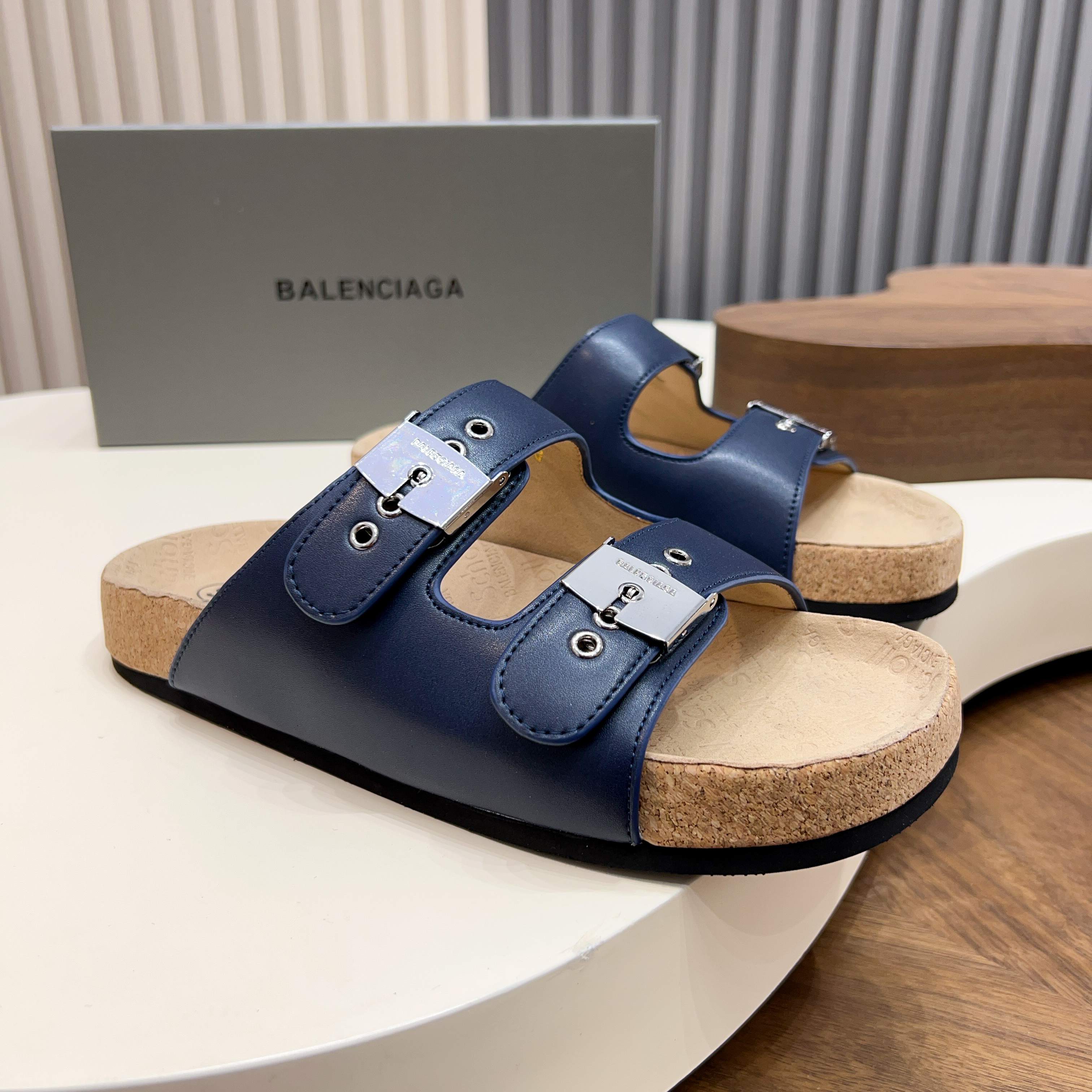 발렌시아가(Balenciaga) 버클 코르크 샌들 슬리퍼 신발