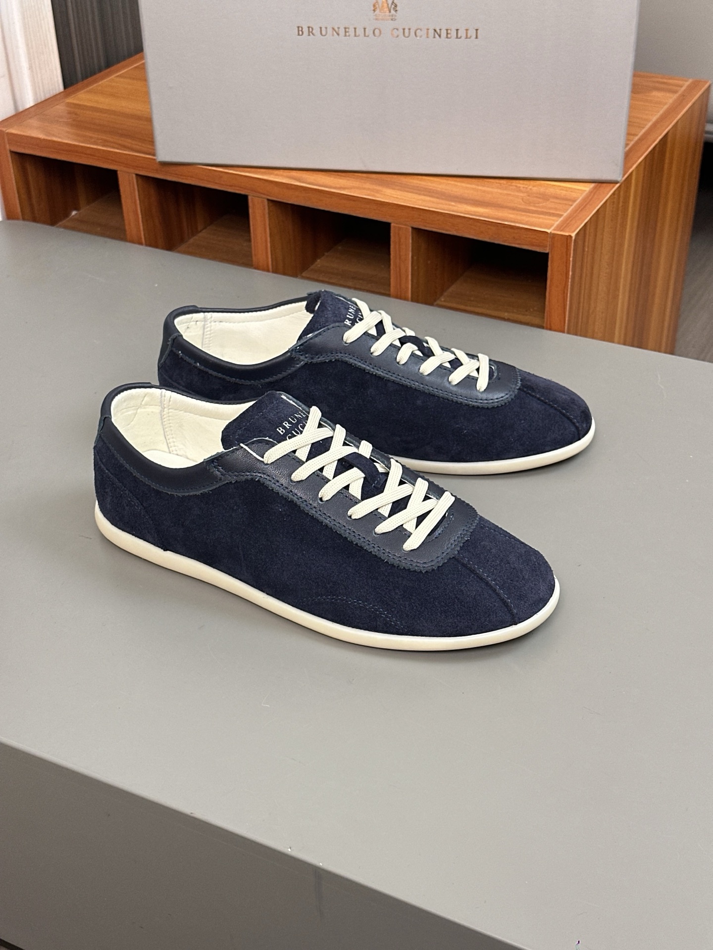 Brunello Cucinelli 브루넬로 쿠치넬리(BC) 빈티지 스웨이드 저먼 트레이너 스니커즈 신발