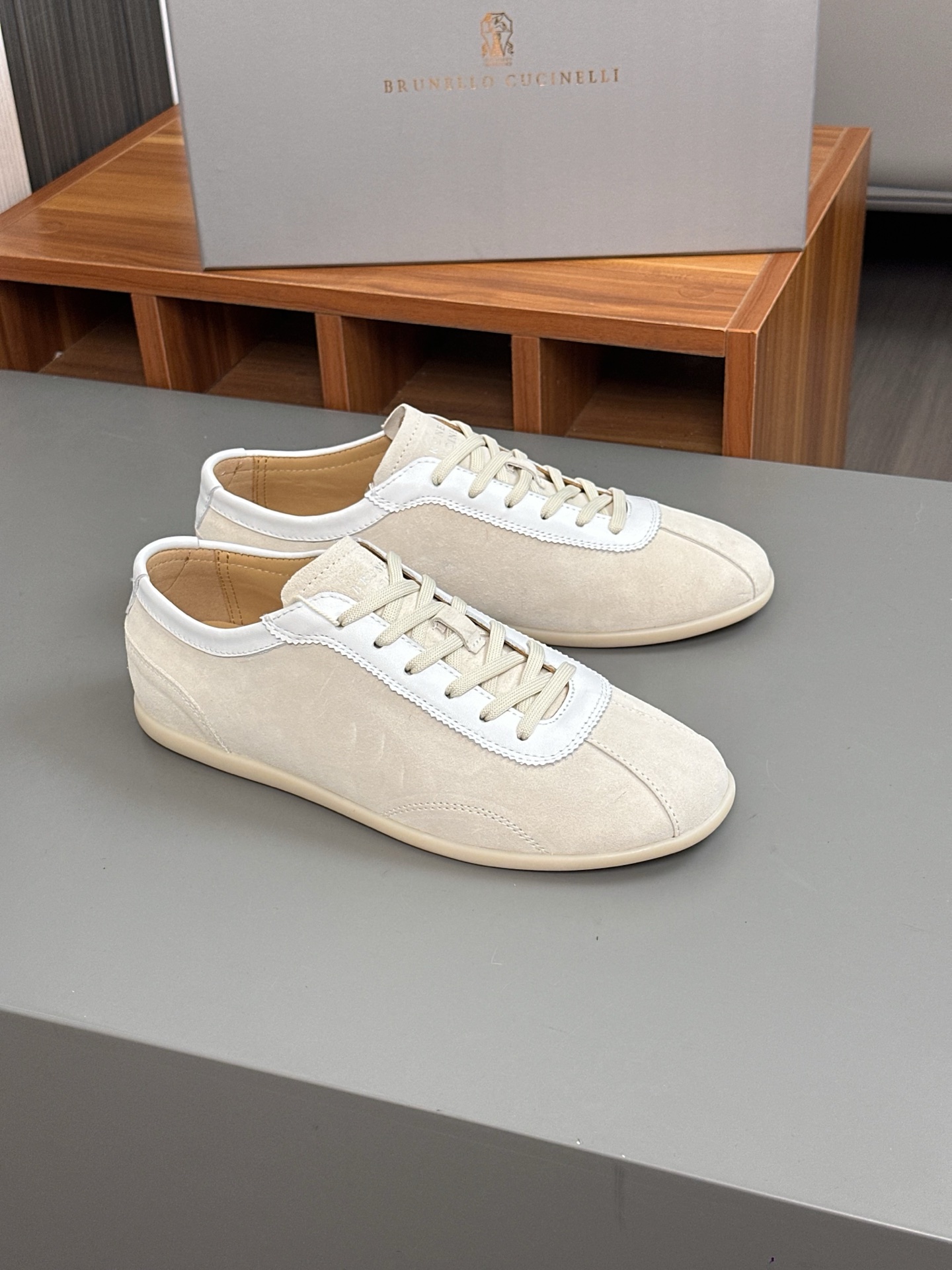 Brunello Cucinelli 브루넬로 쿠치넬리(BC) 빈티지 스웨이드 저먼 트레이너 스니커즈 신발