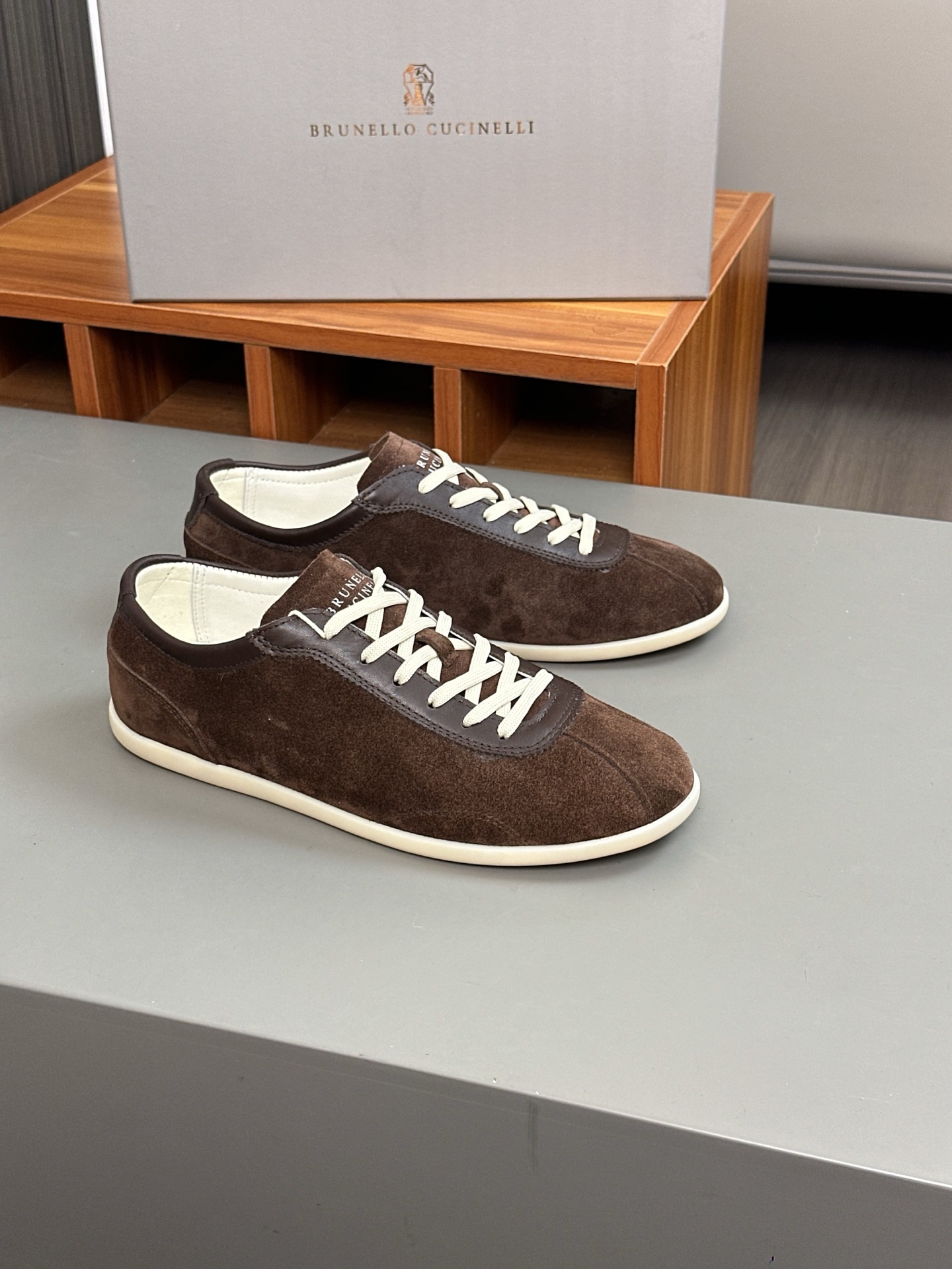 Brunello Cucinelli 브루넬로 쿠치넬리(BC) 빈티지 스웨이드 저먼 트레이너 스니커즈 신발