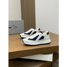 프라다(Prada) 지오메트릭 스티치 콤비 스니커즈 신발