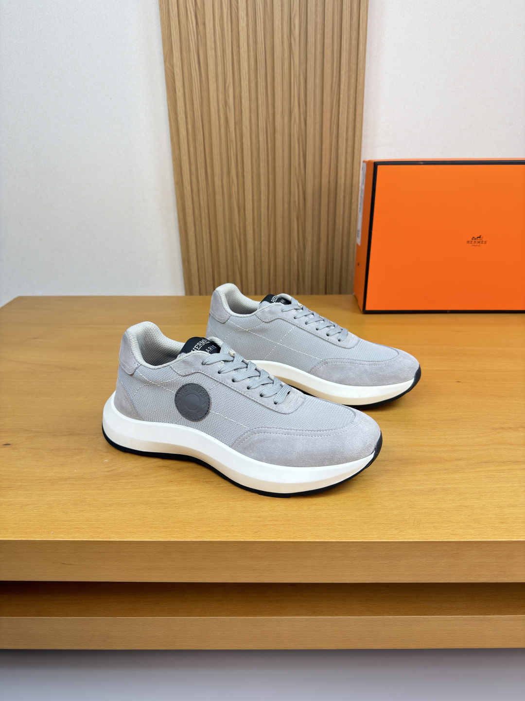 에르메스(Hermes) 실크 스웨이드 & 캔버스 믹스 스니커즈 신발