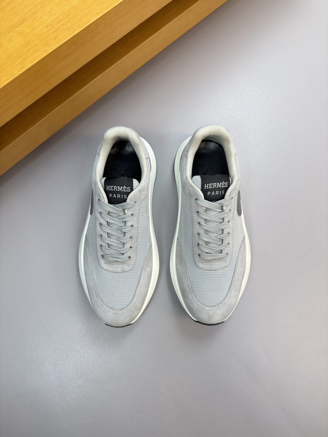 에르메스(Hermes) 실크 스웨이드 & 캔버스 믹스 스니커즈 신발