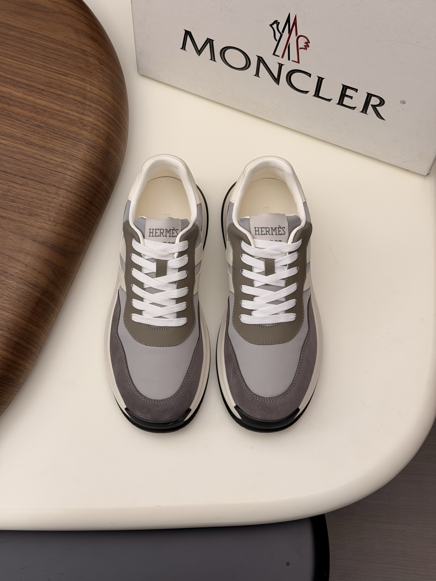 몽클레어 몽클레르(Moncler) 테크니컬 누벅 & 메쉬 믹스 스니커즈 신발