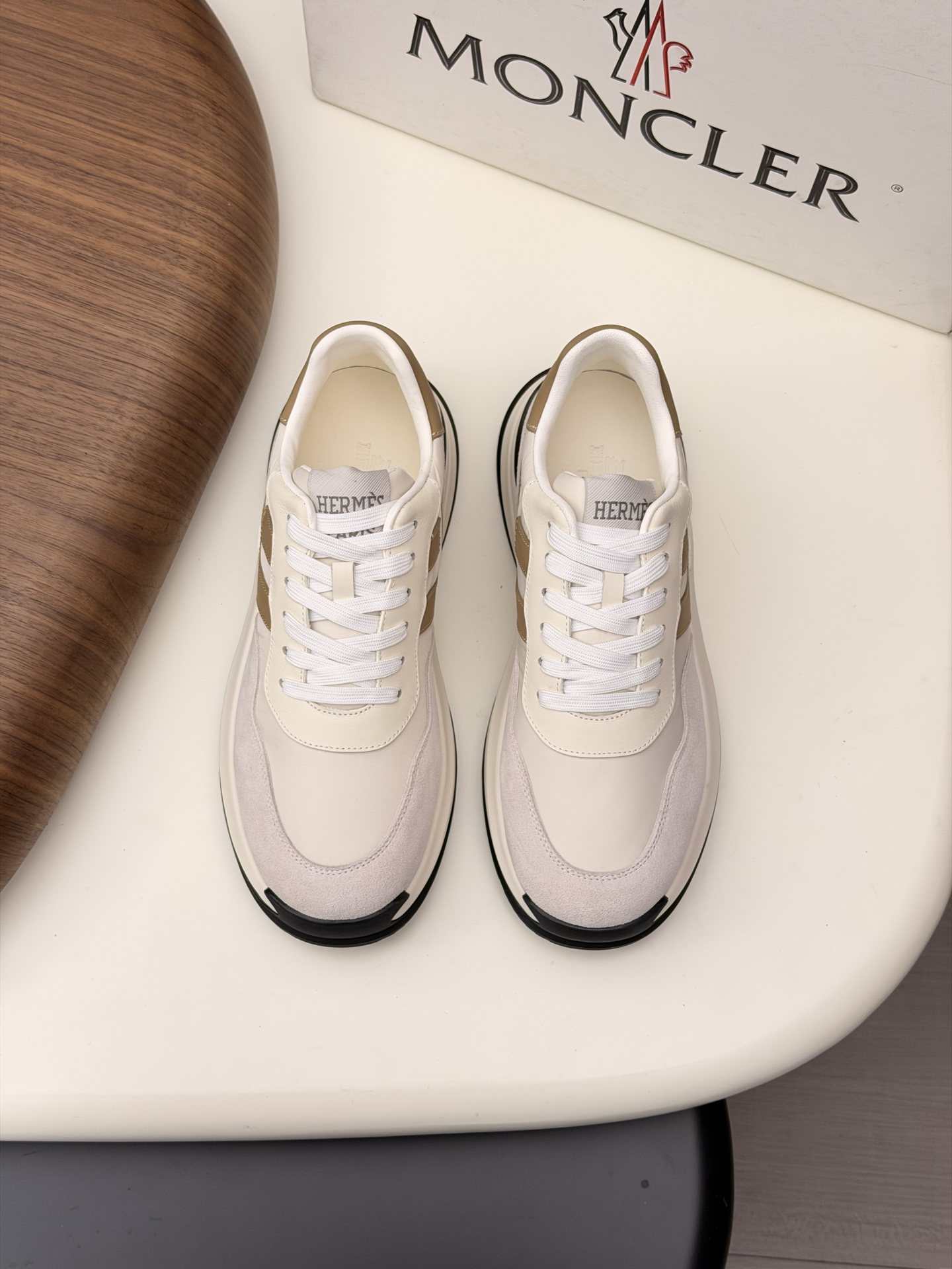 몽클레어 몽클레르(Moncler) 테크니컬 누벅 & 메쉬 믹스 스니커즈 신발