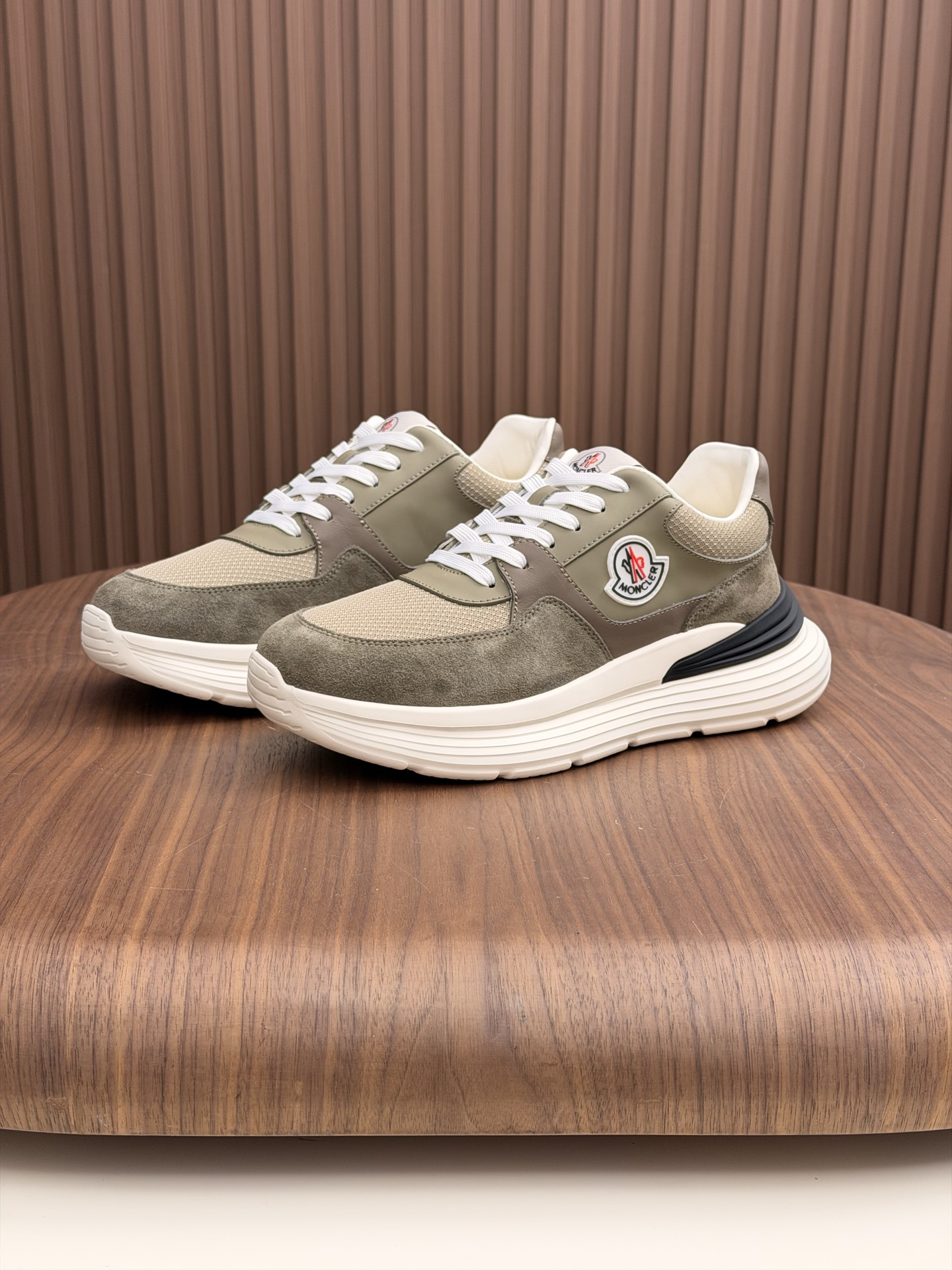 몽클레어 몽클레르(Moncler) 테크니컬 누벅 & 메쉬 믹스 스니커즈 신발