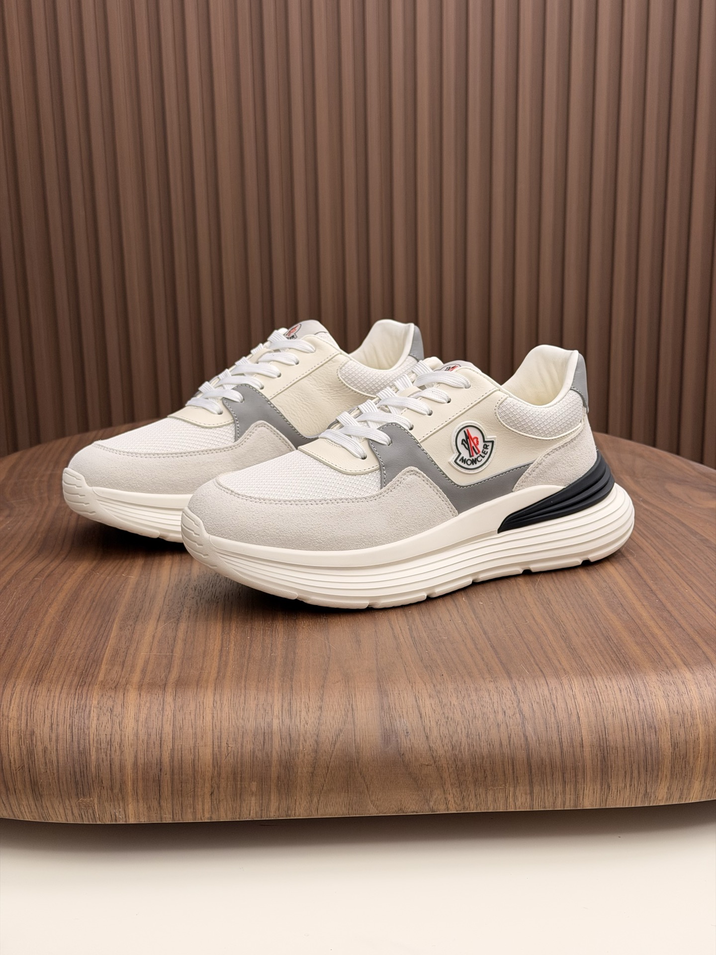 몽클레어 몽클레르(Moncler) 테크니컬 누벅 & 메쉬 믹스 스니커즈 신발