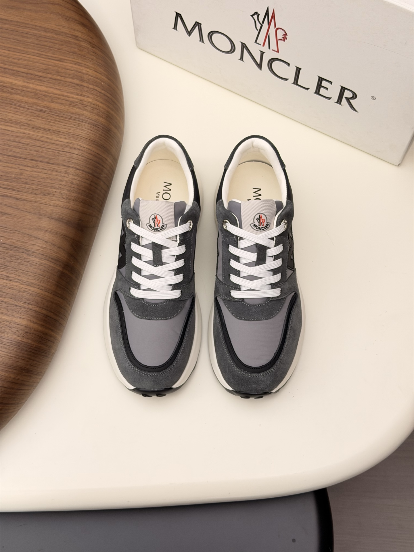 몽클레어 몽클레르(Moncler) 테크니컬 누벅 & 메쉬 믹스 스니커즈 신발