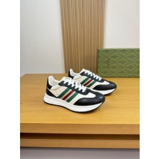 구찌(Gucci) 나파 & 리치 엠보싱 웹(Web) 스니커즈 신발