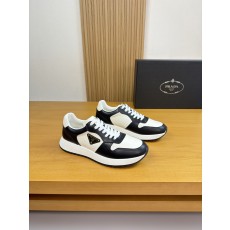 프라다(Prada) 나파 & 리치 레더 메탈 로고 스니커즈 신발