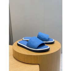 루이비통(LV) 워터프론트(Waterfront) 모노그램 워터프루프 슬리퍼 신발