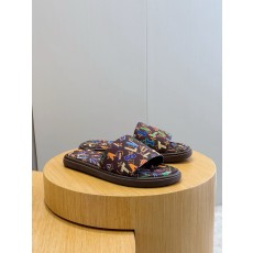 루이비통(LV) 워터프론트(Waterfront) 모노그램 워터프루프 슬리퍼 신발