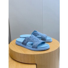 루이비통(LV) 오아시스(OASIS) 모노그램 스웨이드 뮬 슬리퍼 샌들 신발