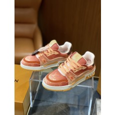 루이비통(LV) 트레이너(Trainer) 스웨이드 콤비 하이크 스니커즈 신발