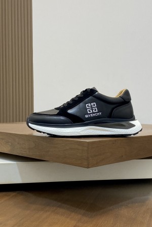 지방시(Givenchy) 이탈리안 카프스킨 프리미엄 스니커즈 신발