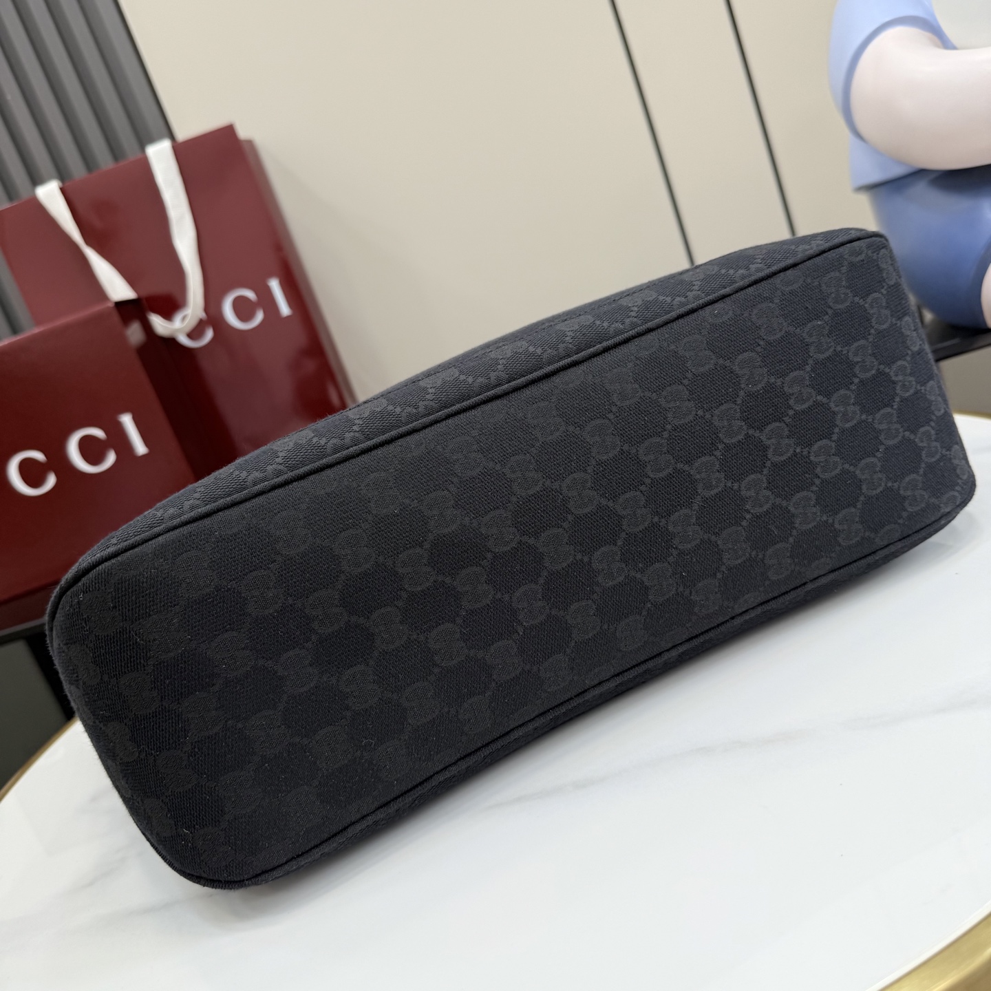 구찌(Gucci) 재키(Jackie) GG 캔버스 토트백 가방 미디엄