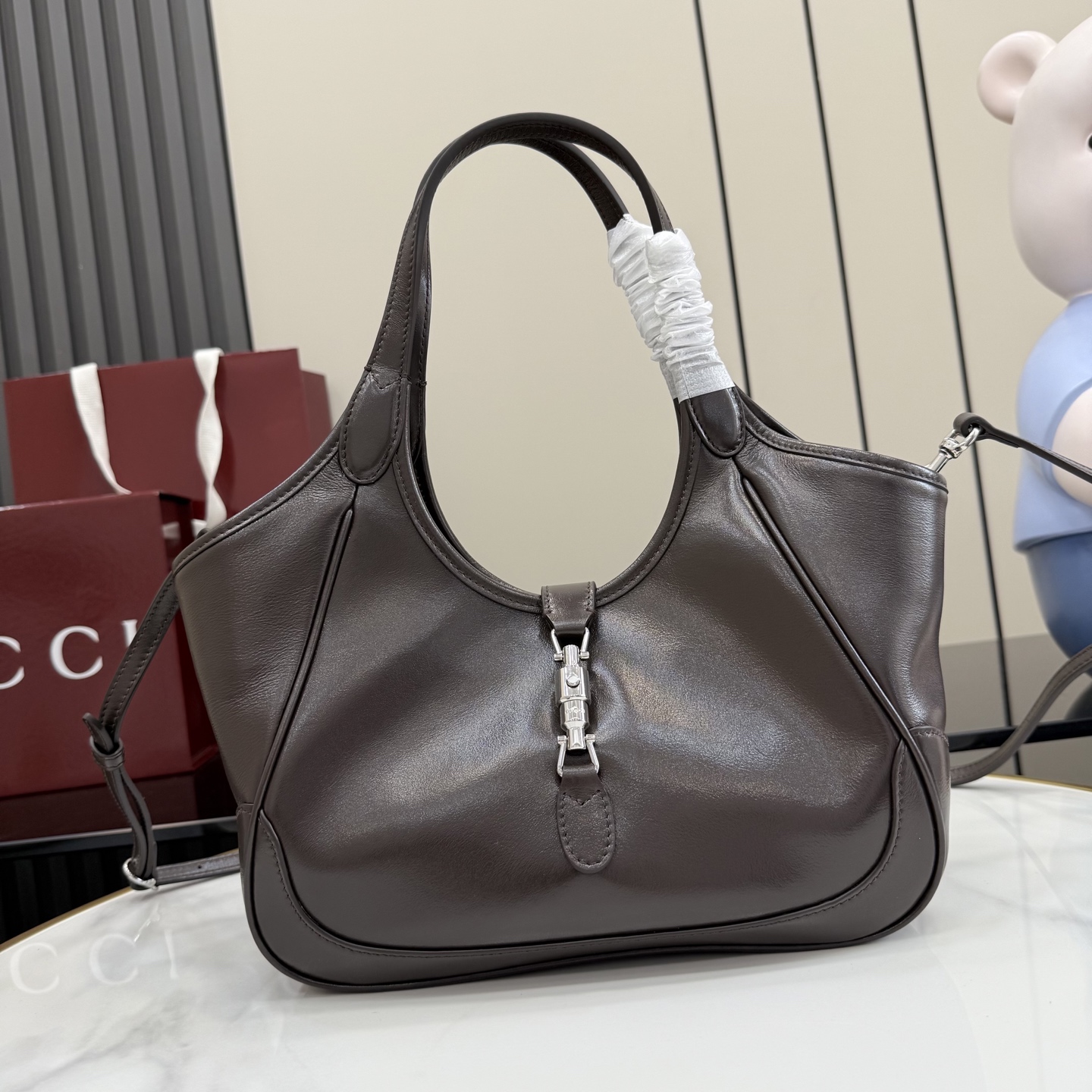 구찌(Gucci) 마켓 인스파이어드 브라운 레더 토트백 가방