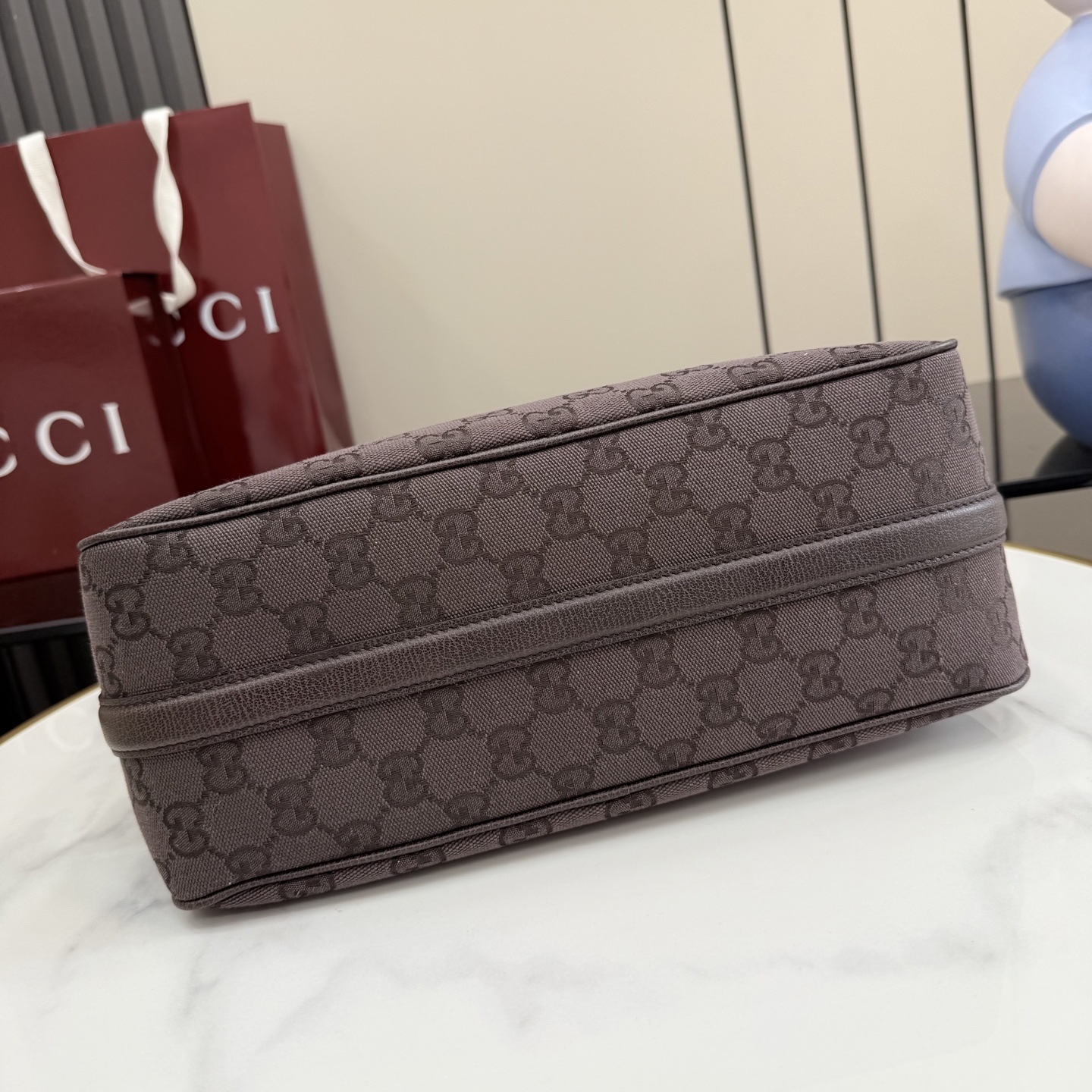 구찌(Gucci) 하프 홀스빗(Half Horsebit) GG 숄더백 가방