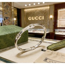구찌(GUCCI) 더블 G 뱅글 팔찌 악세사리